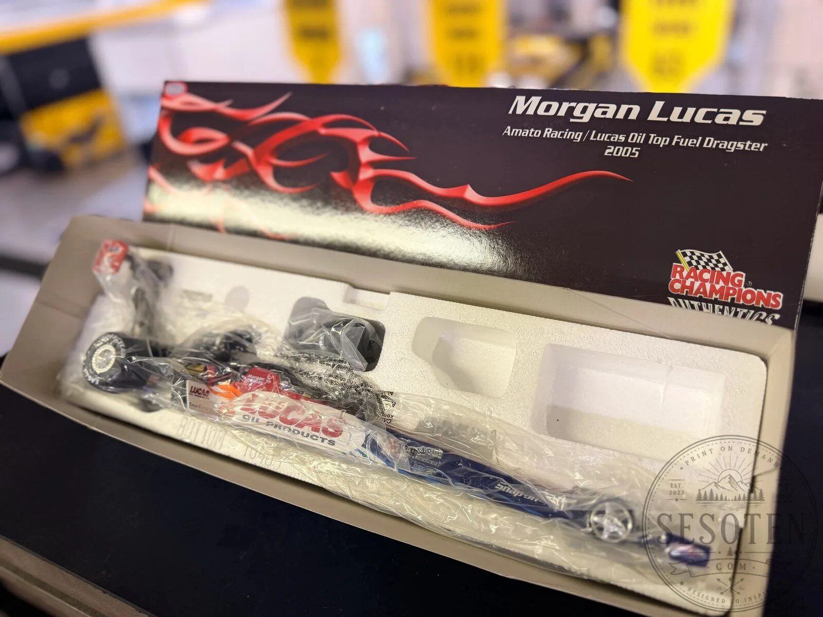 Morgan Lucas Lucas Oil Top Fuel Dragster 2005 Racing Champions Authentics Diecast Car 9 Morgan Lucas Lucas Oil Top Fuel Dragster 2005 Racing Champions Authentics Diecast Car